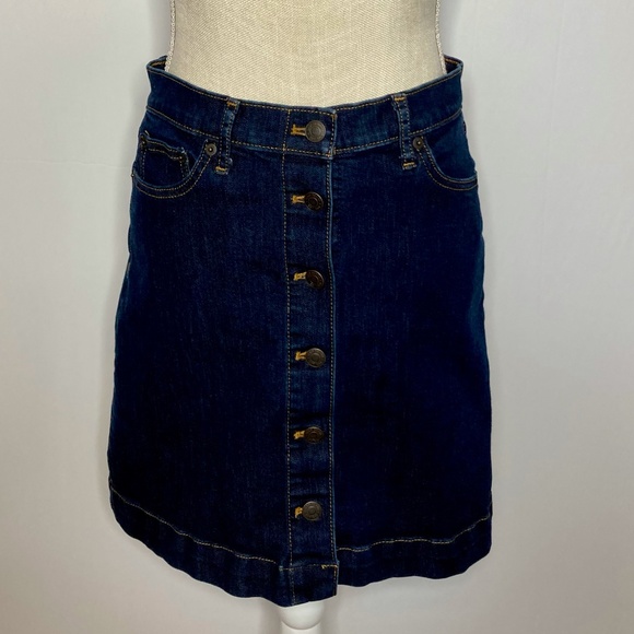 GAP Dresses & Skirts - GAP 1969 Denim Mini Skirt